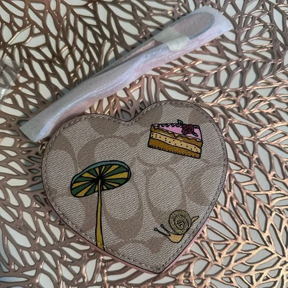 NWT Coach X Observed By Us Heart Coin Case In Signature Canvas - Picture 5 of 15